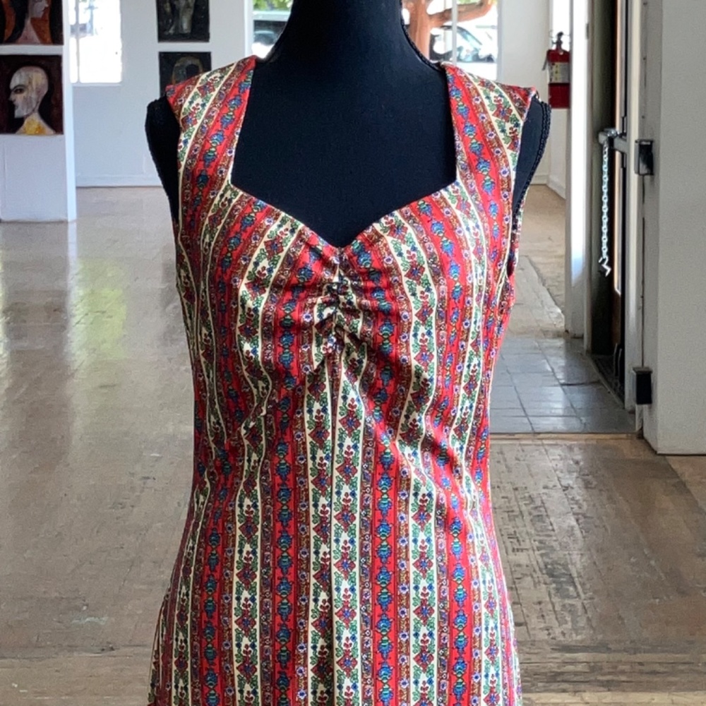 70s handcrafted polyester maxi dress - Picture 13 of 14